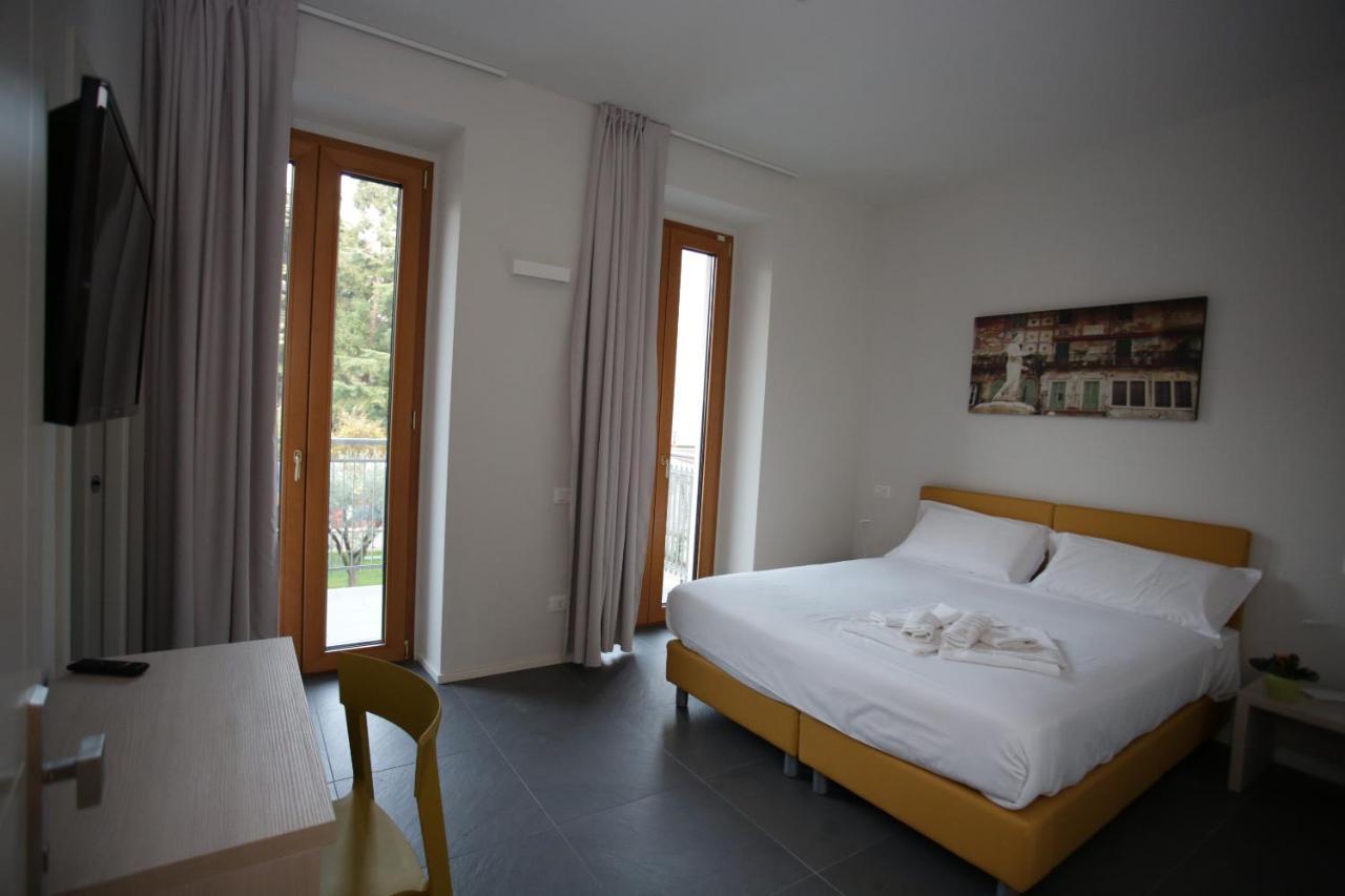 Stravagante Hostel & Rooms Verona Ngoại thất bức ảnh